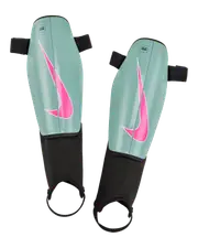 Nike Charge Football Shinguards