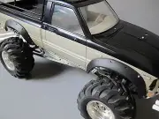 New Tamiya RC 1/10 Toyota Hilux Bruiser Mounatineer Black Rubber Fender Flare