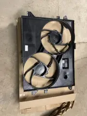 Genuine GM OEM Cooling Fan Radiator Shroud 89019138 Saturn Vue Chevy Captiva