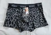 Bonds Mens MX3N UE1 Leopard Kingdom Printed GuyFront Trunk Brief Size XXL New