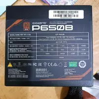 在飛比找Yahoo!奇摩拍賣優惠-技嘉P650B 650W電源供應器！極新！無電源線！