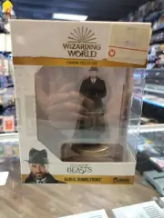 NEW Wizarding World Harry Potter Albus Dumbledore Figurine