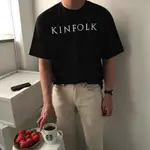 KINFOLK 中性 T 恤