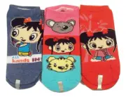 Ni Hao Kai-lan 3 Sock Set Size 6-8 (All Hands In, Character Sections, Red)