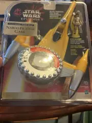 star wars episode 1 Naboo Fighter Game . NIP. (93)