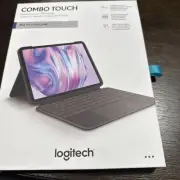 New 2024 Logitech Combo Touch for iPad Pro 11" (M4) Keyboard Case 920-012659