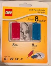 LEGO 8 GB USB Red Brick With Blue Brick Keychain FLASH DRIVE - NEW in box!!