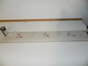 New Wallpaper Border Simple Mauve Flower's with 2 tone Tan Background & edge