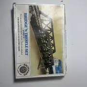 BACHMANN HO SCALE BRIDGE 'N TRESTLE SET 17 PIECE #46225