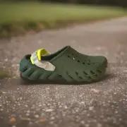 Crocs Echo Clog Moss Army Green Men’s Size 10 Women’s Size 12 New Slip On Sandal