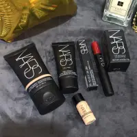 在飛比找蝦皮購物優惠-Nars 彩妝 唇筆