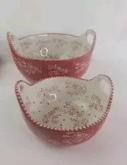 OVENWARE TEMPTATIONS OLD WORLD "RED" 2 PIECES NESTING BOWLS
