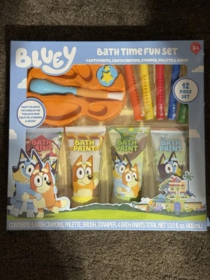 Bluey - Bath Time Fun Set - Crayons Paints Stamper Palette Brush - NOS