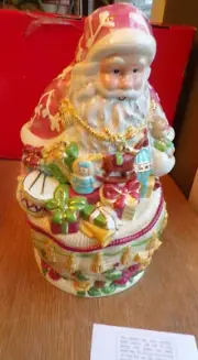 Royal Albert 2003 Old Country Roses Seasons of Colour Santa Clause Cookie Jar