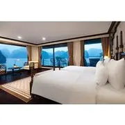 Save 10.00%! Hanoi Luxury 2-Day Ha Long and Lan Ha Bay Cruise with Balcony