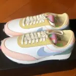 NIKE DAYBREAK 白藍粉 女款 燈芯絨 馬卡龍 冰淇淋 紅紫紅薯 阿甘 DA1471-148 慢跑鞋