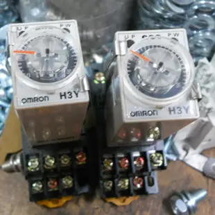 OMRON 小型計時器 H3Y-2 DC24C 60S H3Y-4 DC24V 30S +底座 TIMER(D2d1)