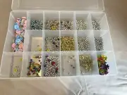 Craft Assortment Eyelets Brads Buttons With Case (approx 10.5x7x2))