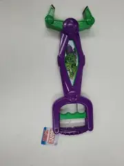 Marvel The Incredible Hulk Mechanical Claw Grabber With Tags