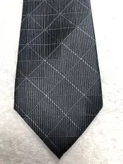 VAN HEUSEN MENS TIE BLACK WITH WHITE 3 X 59 NWT