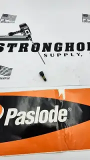NEW OEM PASLODE 900593 SCREW