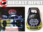 AUTOGRAPHED CHASE ELLIOTT 2020 KELLEY BLUE BOOK 1/24 ELITE SERIES