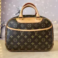 在飛比找蝦皮購物優惠-真品 LOUIS VUITTON 小珍包 LV M42228