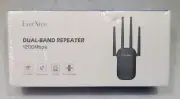 Wireless EverNice Dual Band Repeater 1200Mbps Wi-Fi Antenna Model CF-WR758AC NEW