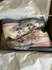 lebron 18 low atmos cherry blossom Size 11.5M Deadstock