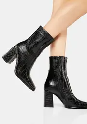 Gettin' Chic Done Ankle Boots