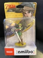 The Legend of Zelda Twilight Princess Link Nintendo Amiibo Figurine - Brand New