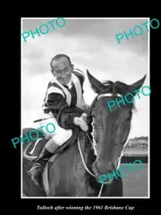 OLD POSTCARD SIZE PHOTO TULLOCH WINNING THE BRISBANE CUP c1961 GEORGE MOORE