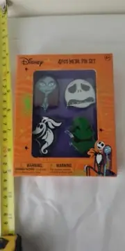 NIB Disney Nightmare Before Christmas 4pc Pin Set, New Jack Sally Zero Oogie