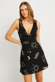 Black Abstract A Line Mini Dress Sleeveless - Size 6, Women's Skater Dress