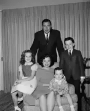 Jerry Mathers And His Family Leave It To Beaver 1960S Old Tv Photo 3
