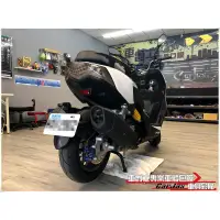 在飛比找蝦皮購物優惠-【車爵士專業車體包膜】機車包膜 機車彩繪 車燈改色 燻黑 大