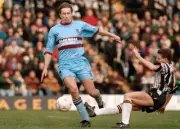 Lee Chapman of West Ham United at the FA Cup 4th Round tie between- Old Photo