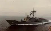 USS Nicholas (FFG-47) Underway