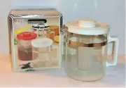 4-6 Cup Glass Teapot with Plastic Infuser Loose Leaf Glass Tea Kettle - White