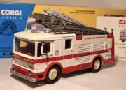 CORGI CLASSICS 1:50 LEYLAND EMERGENCY TENDER SET - ST HELENS FIRE BRIGADE 21901
