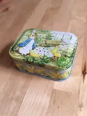Beautiful Peter Rabbit Tin EASTER Bunny & Chick