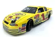 NASCAR #1 STEVE PARK LOONEY TUNES TWEETY SYLVESTER PENNZOIL 1/24 ACTION CAR