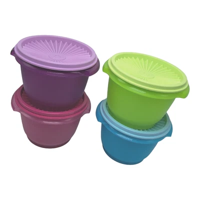 Tupperware Servalier Bowl Set 20oz with Matching Seals Set Of 4
