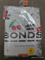 Bonds wondersuits 00 brand new, un-opened, with tags.