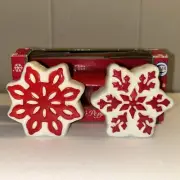 Red & White Snowflake ceramic salt & pepper shakers 2” tall New