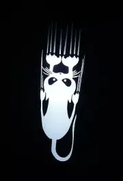 Lighted cat scratching ink pen