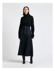 [Cue] Chunky Alpaca Blend Cropped Sweater in Black