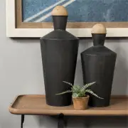 Mercana Asher (Set of 2) Black Metal Urns