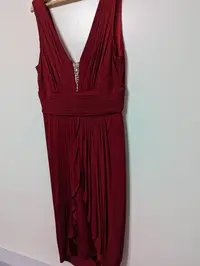 在飛比找Yahoo!奇摩拍賣優惠-BCBGMAXAZRIA 磚紅色無秀小禮服 XXS