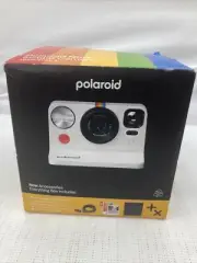 Polaroid Now Instant Film Camera Bundle Generation 2 White New
